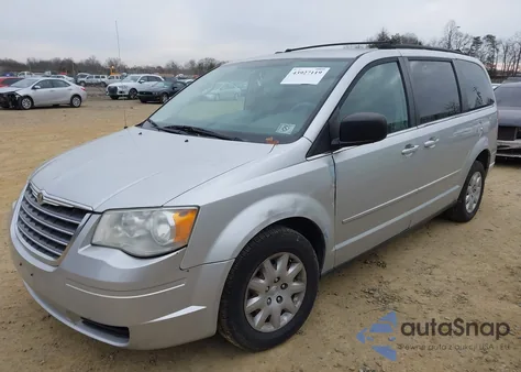 2009 Chrysler Town & Country Lx z USA, uszkodzony, nr VIN 2A8HR44E39R514832